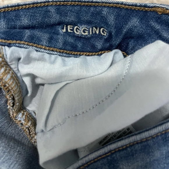 American Eagle “Next Level Stretch” Jeggings - Picture 7 of 7